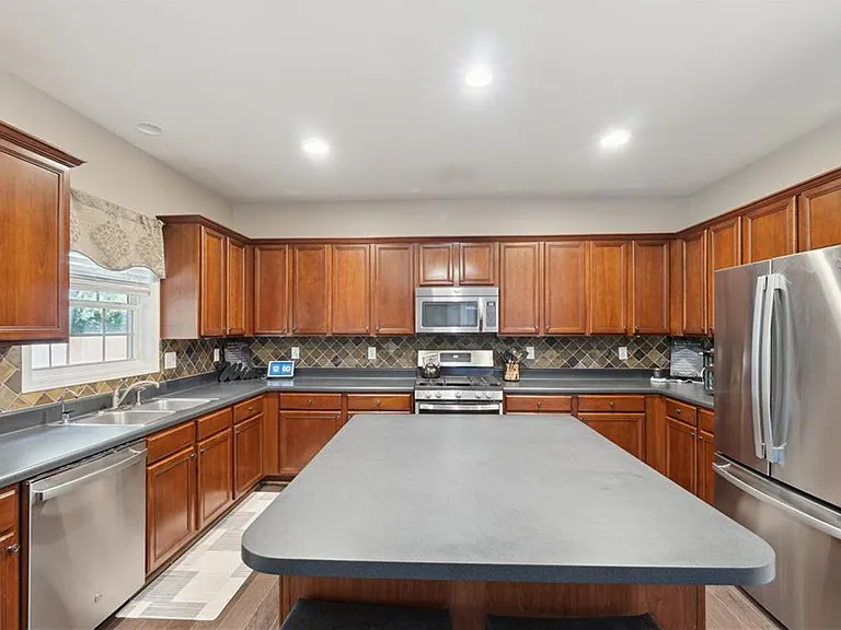 5839 Buckner Creek Dr — Photo 7