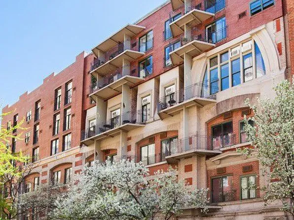 220 East 22nd Street