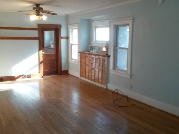 845 Turner Blvd, Omaha, NE 68105