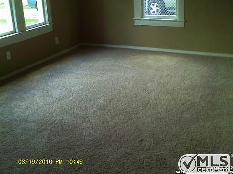 3rd image of 1039 Recio St