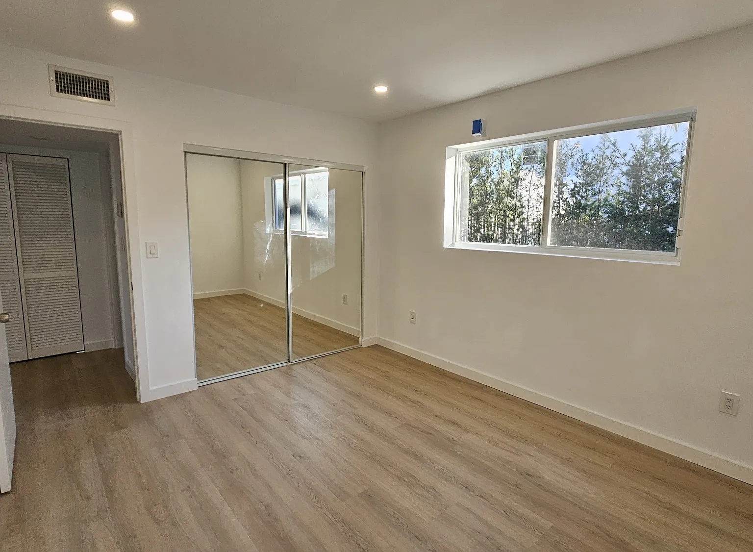 1 bed, $2,395 — Photo 3