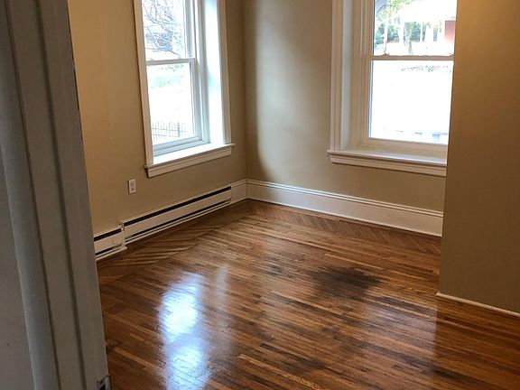 4th image of 102 W Broad St #1
