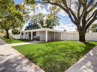 6800 Farragut St, Hollywood, FL 33024