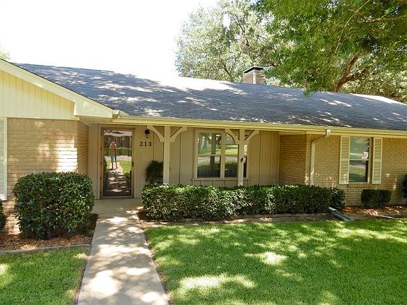 2nd image of 213 Helen Dr