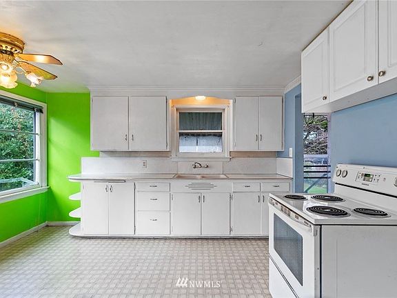3rd image of 4815 N 18th St