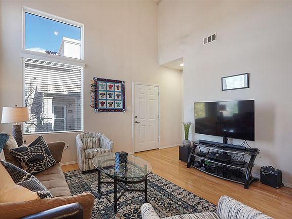 3rd image of 4328 Santo Domingo St Unit A
