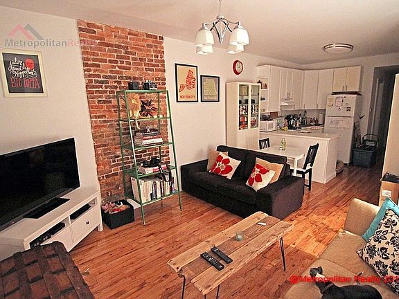 4th image of 1504 8th Ave APT 4R
