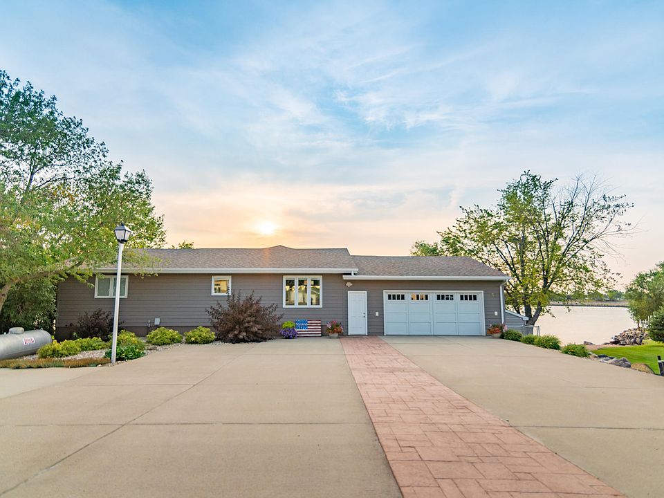 1st image of 152 Nesbitt Dr