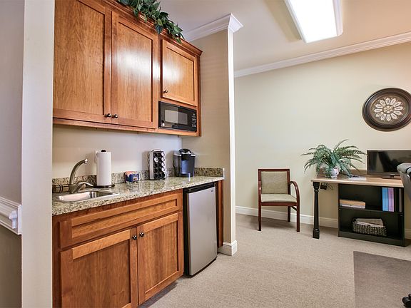 4th image of 2236 Capital Cir NE Ste 202
