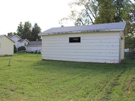 5th image of 1409 East Ave