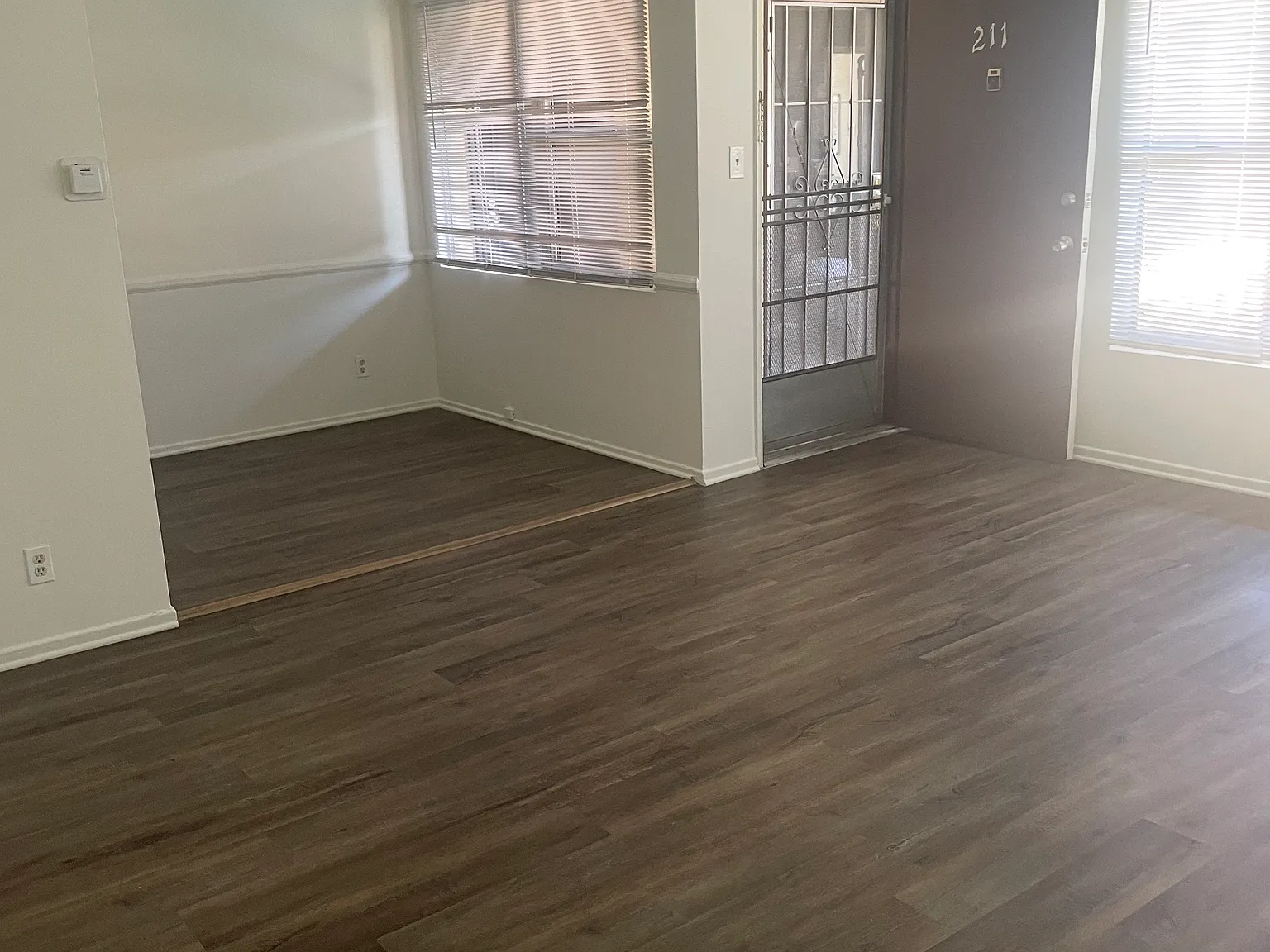 2 bed, 1.5 bath, 1400 sqft, $3,095 — Photo 2