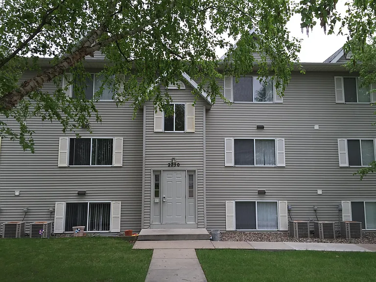2250 9th St #1 — Photo 2