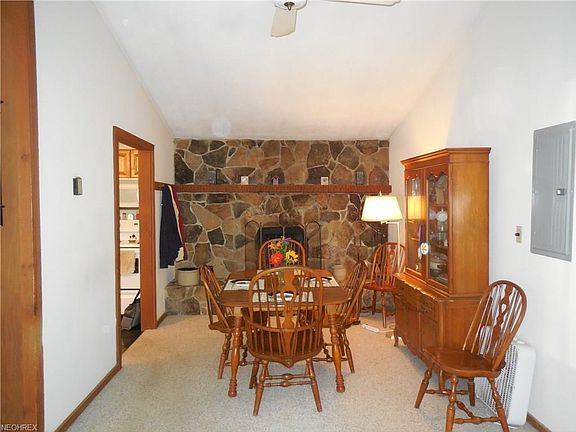 4th image of 8591 S Spring Valley Park Dr