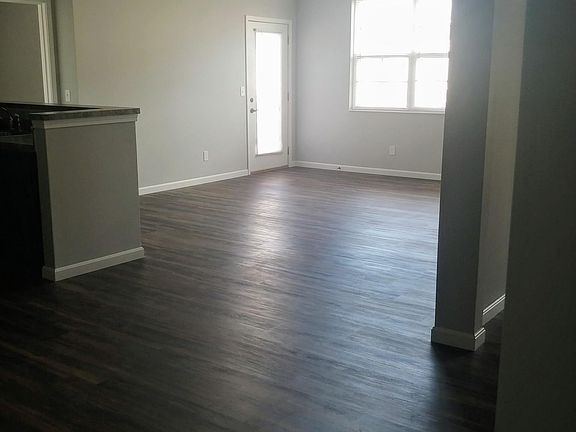 3rd image of 7053 Grandeur Place Union Ky #179
