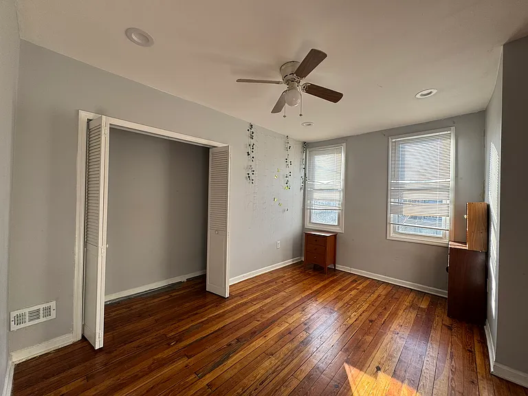 432 N Kenwood Ave — Photo 6