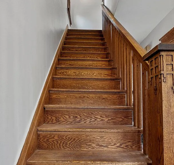 1213 W Jefferson Blvd — Photo 8