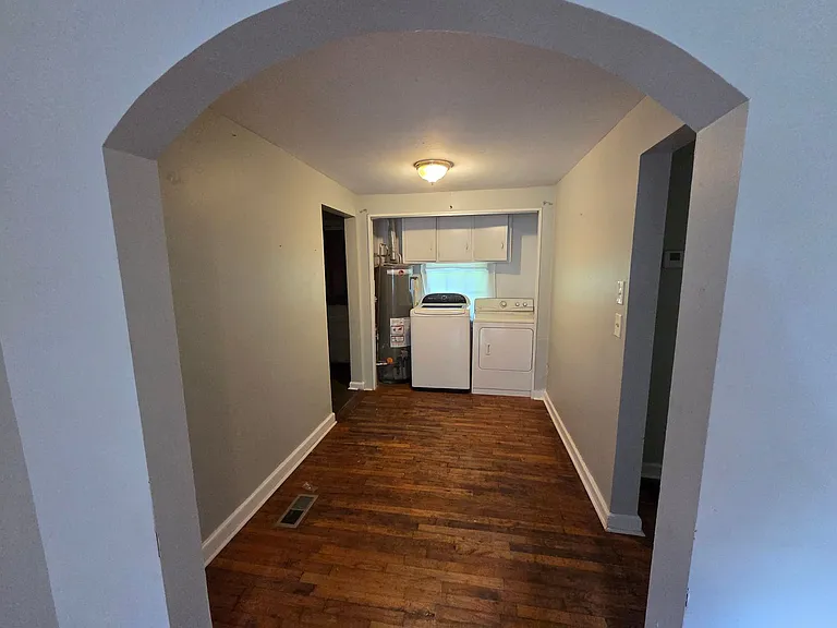 5862 E Heights Dr — Photo 4