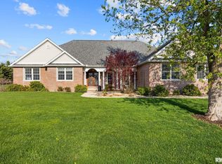 5 Wisteria Way, Washington, IL
