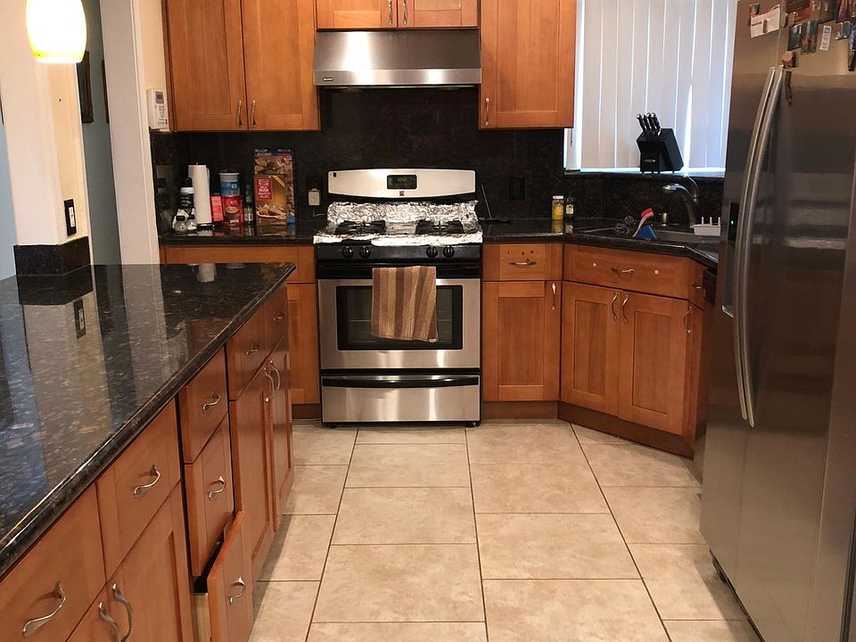 1st image of 10828 Alderbrook Ln