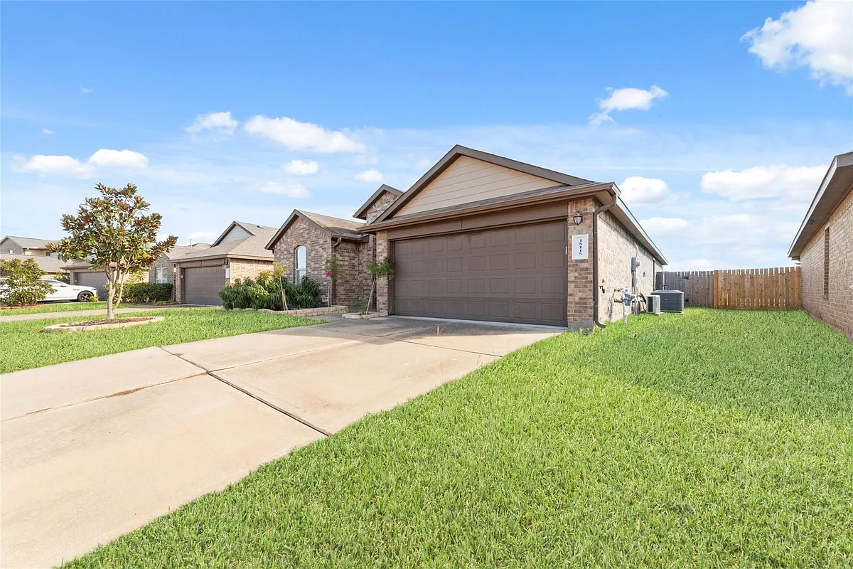 Building Photo - 18115 Sonora Brook Ln