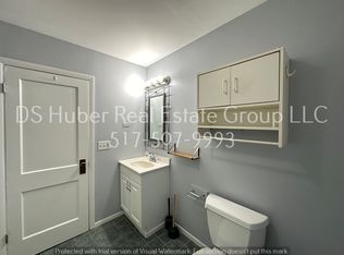 526 W Hillsdale St #1, Lansing, MI 48933