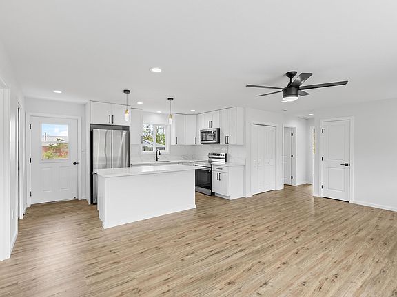 2nd image of 16-2051 Coral Dr