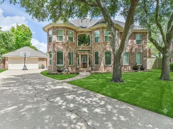 13415 Scenic Glade Dr, Houston, TX 77059