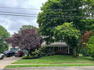 36 Dexter Rd, East Brunswick, NJ 08816