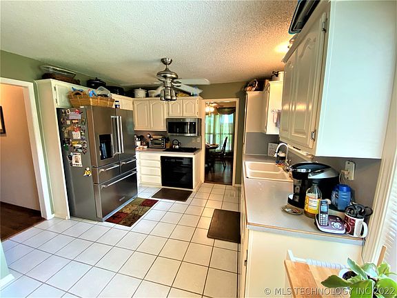 5th image of 6910 S 29th West Ave