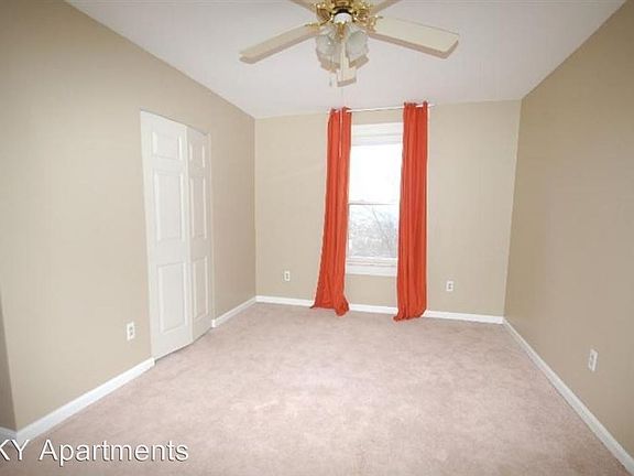 3rd image of 808-10 Western Ave