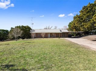 351 Bosque Bend Ln, China Spring, TX 76633