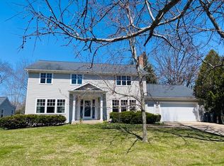 1001 W 5th St, Marshfield, WI 54449