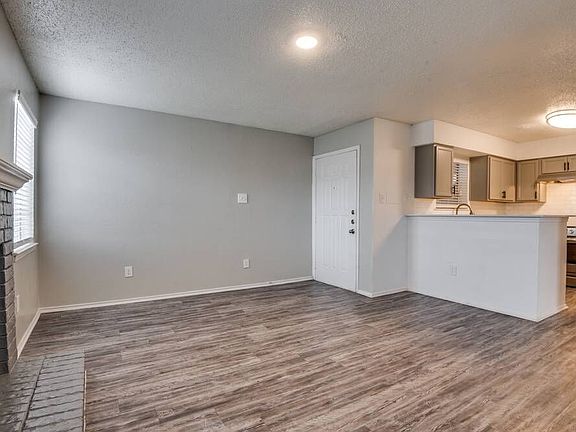 5th image of 4525 W Pioneer Dr #917