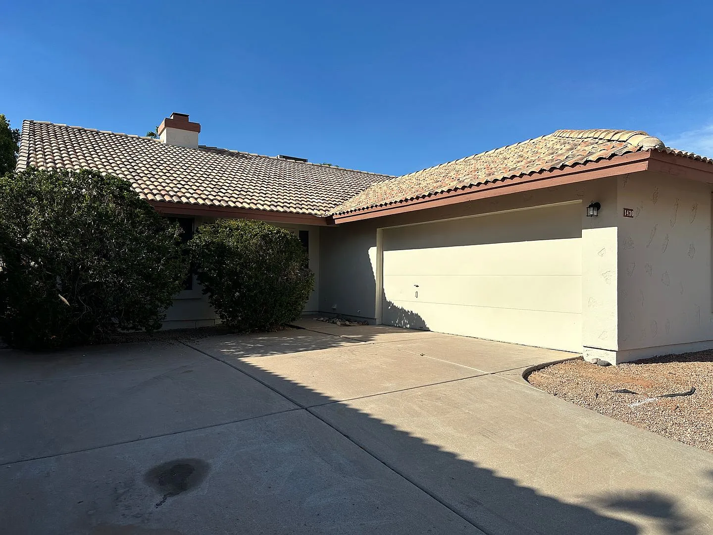 Dobson And Frye 3 Bed 2 Bath Beautifully Remodeled — Photo 2