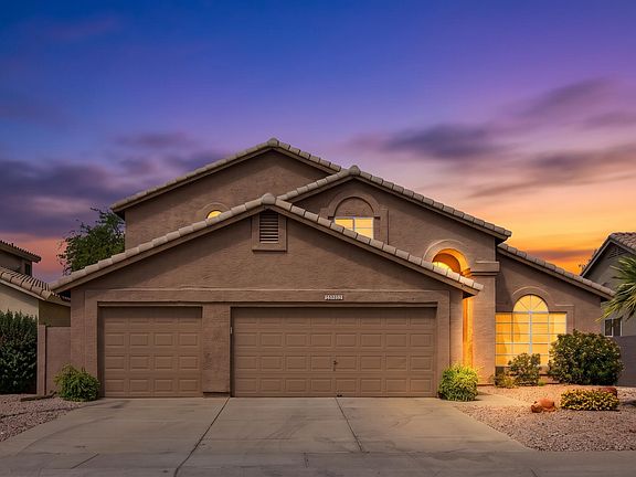 3rd image of 1080 N ASPEN Drive