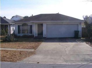 92 Ruby Cir, Mary Esther, FL 32569