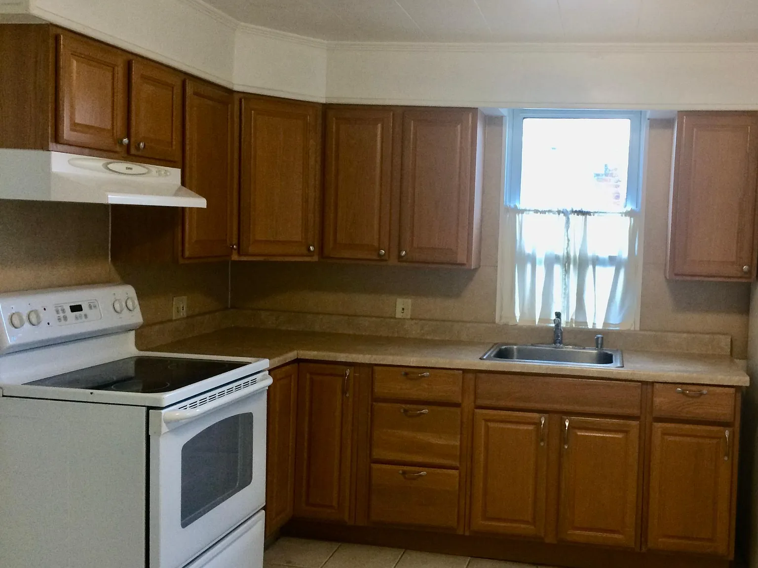 Chestnut St, Allentown — Photo 2