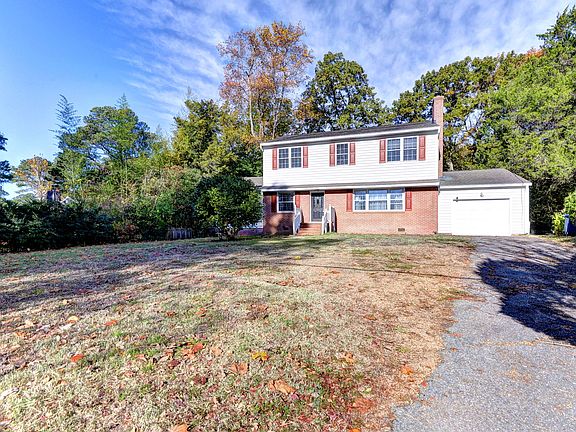 3rd image of 309 Maxwell Ln