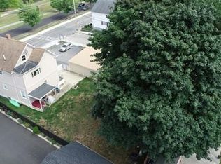 499-501 Stafford Rd, Fall River, MA 02721