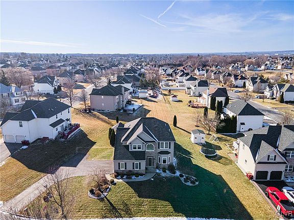 2nd image of 655 Mohican Dr