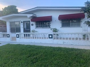 985 W 27th St, Hialeah, FL 33010