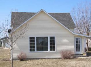 808 Cedar Ave, Woodward, IA 50276