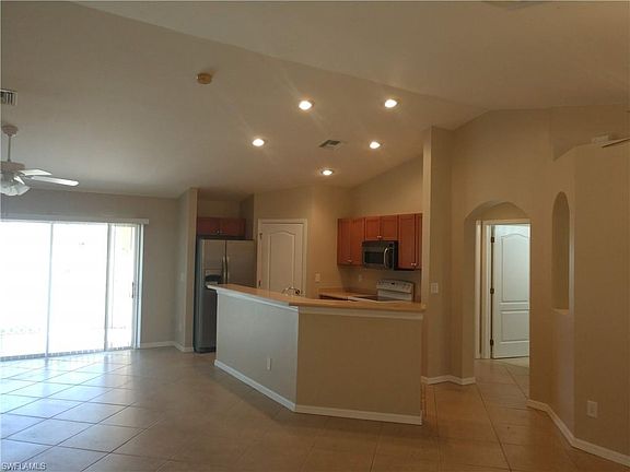 2nd image of 1703 NE 7th Pl