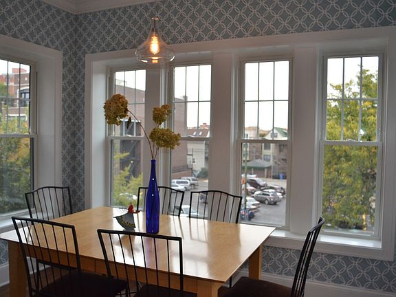 2nd image of 735 W Belmont Ave APT 3F