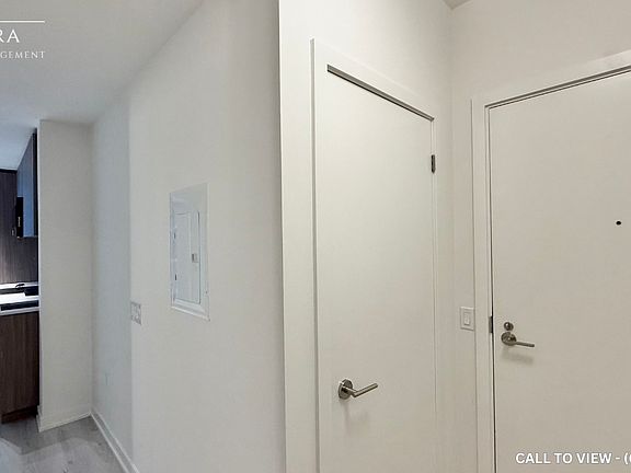 4th image of 110 Broadway Ave #1407