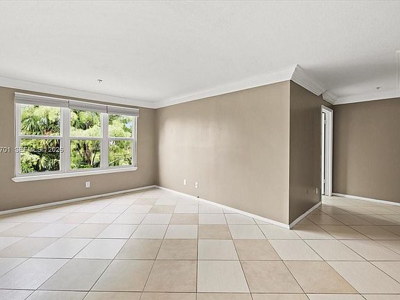 4th image of 2303 N Congress Ave APT 27