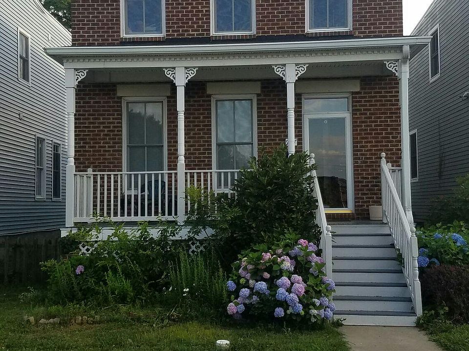 1st image of 907 Catherine St