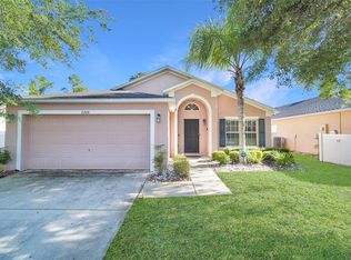 2208 Royal Ridge Dr, Davenport, FL 33896
