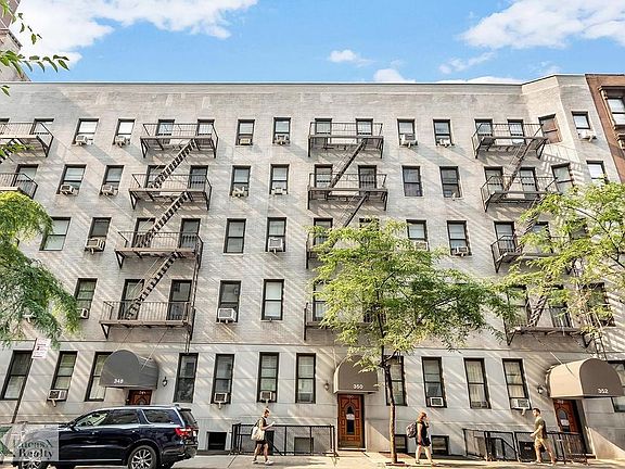 5th image of 346 W 56th St APT 5A