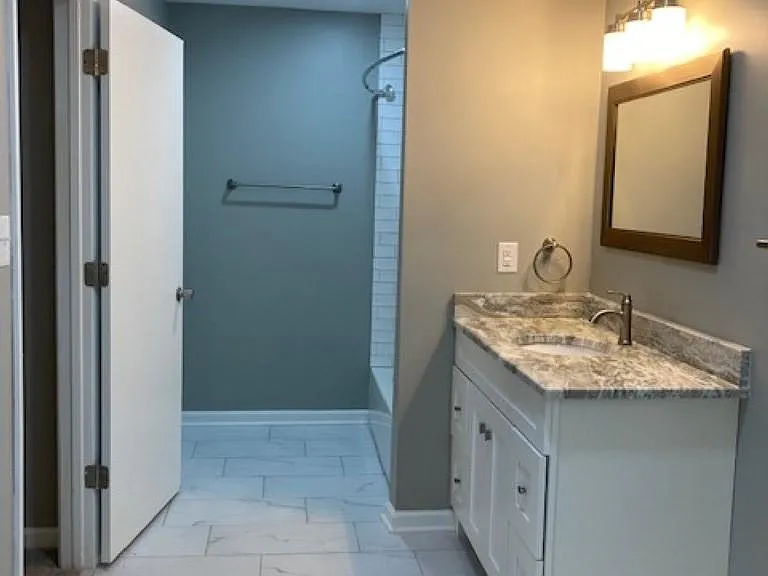 5386 Denwood Ave — Photo 25